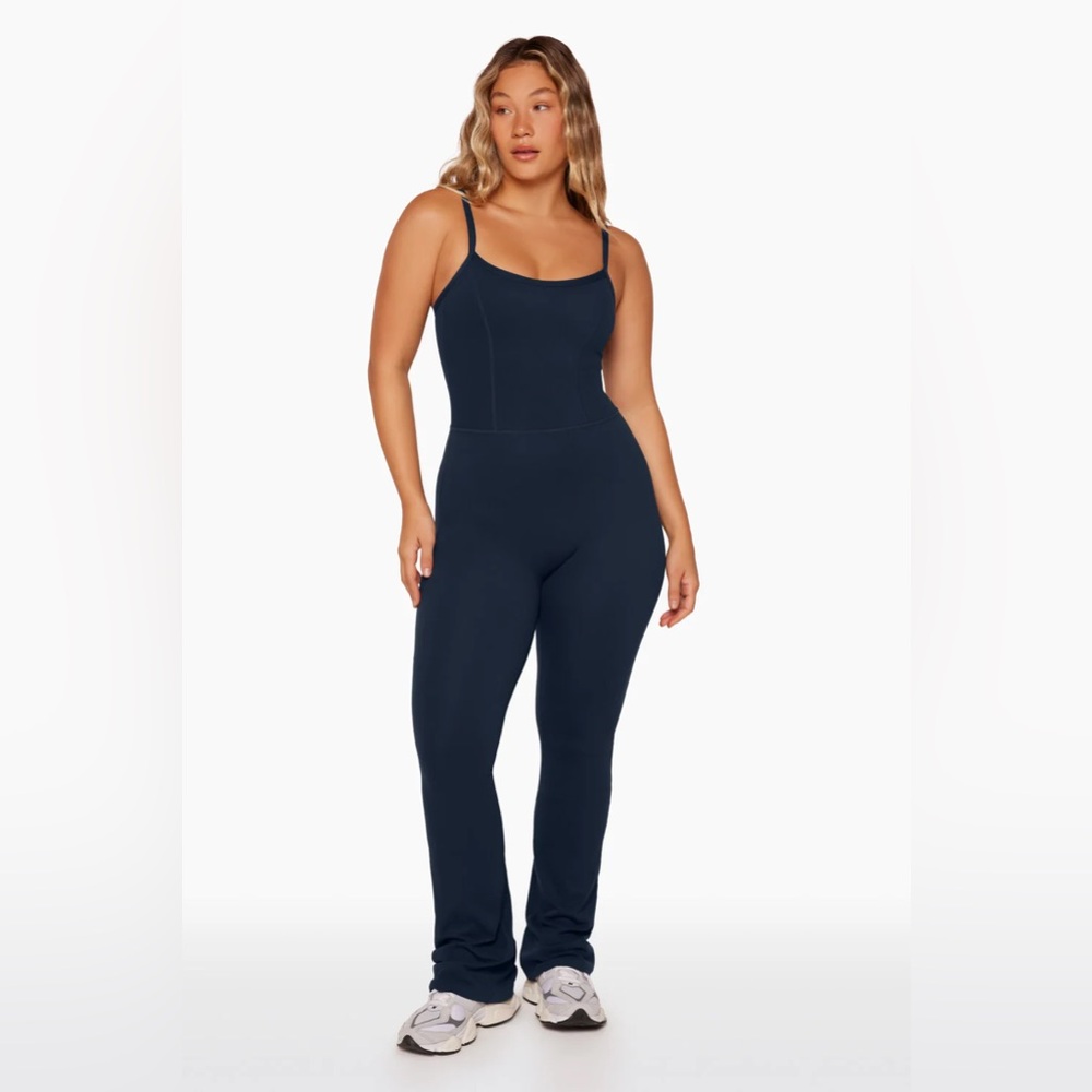 Set Active Sporty Flare Jumpsuit